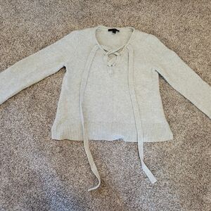 Ann Taylor V Neck Tie Front wool cashmere sweater light gray/off white size M